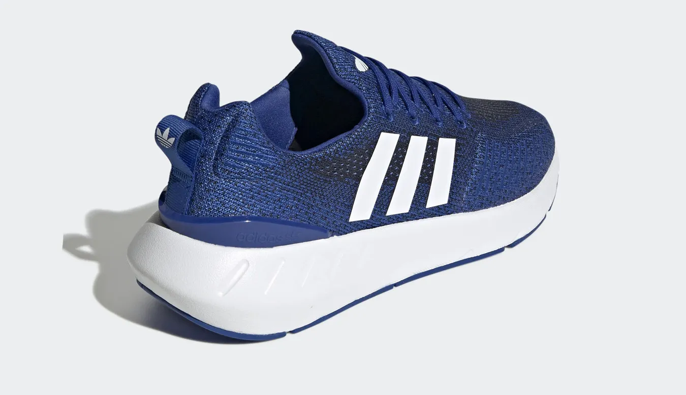 adidas Swift Run 22