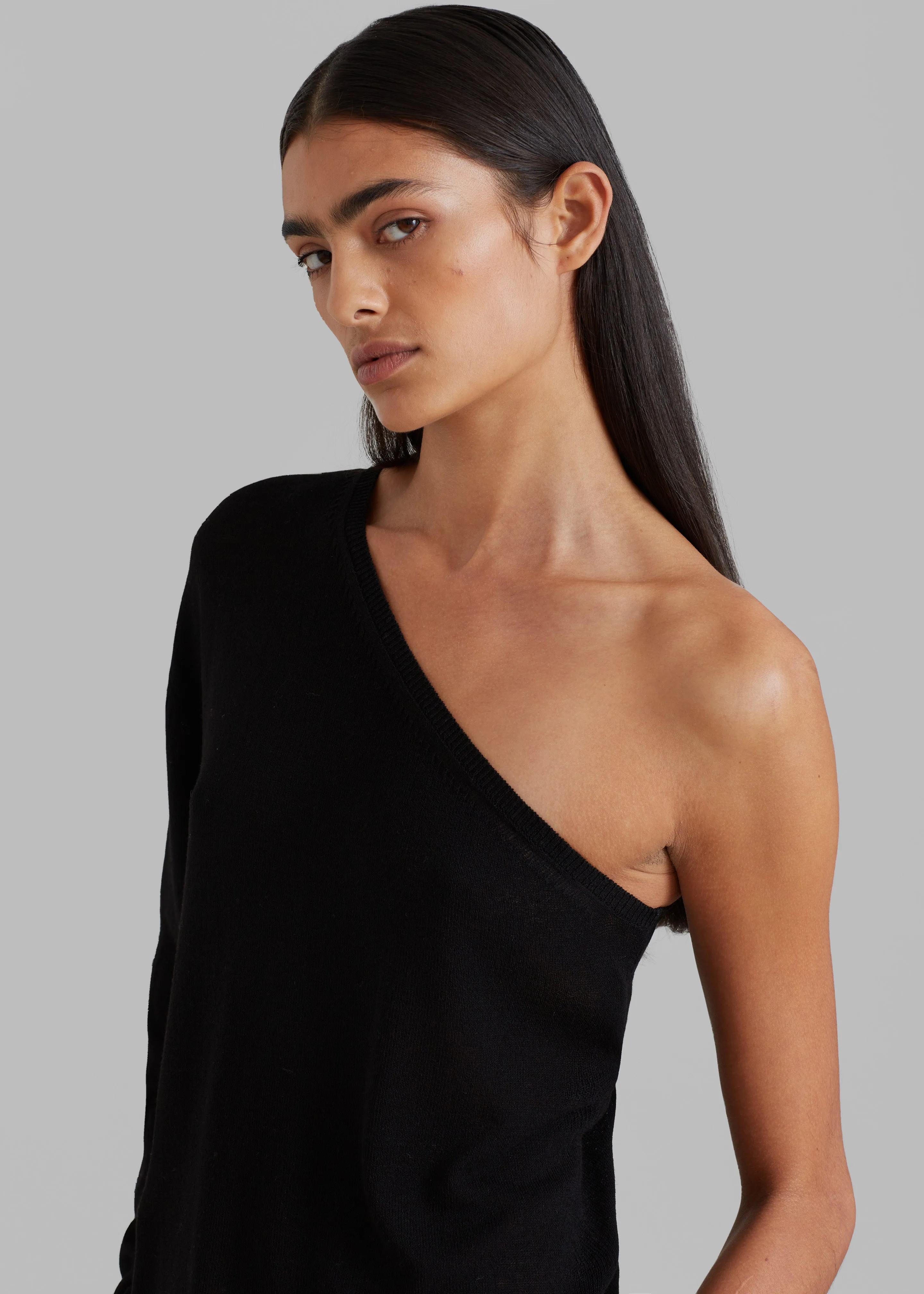 Bianca One Shoulder Loose Knit Top - Black