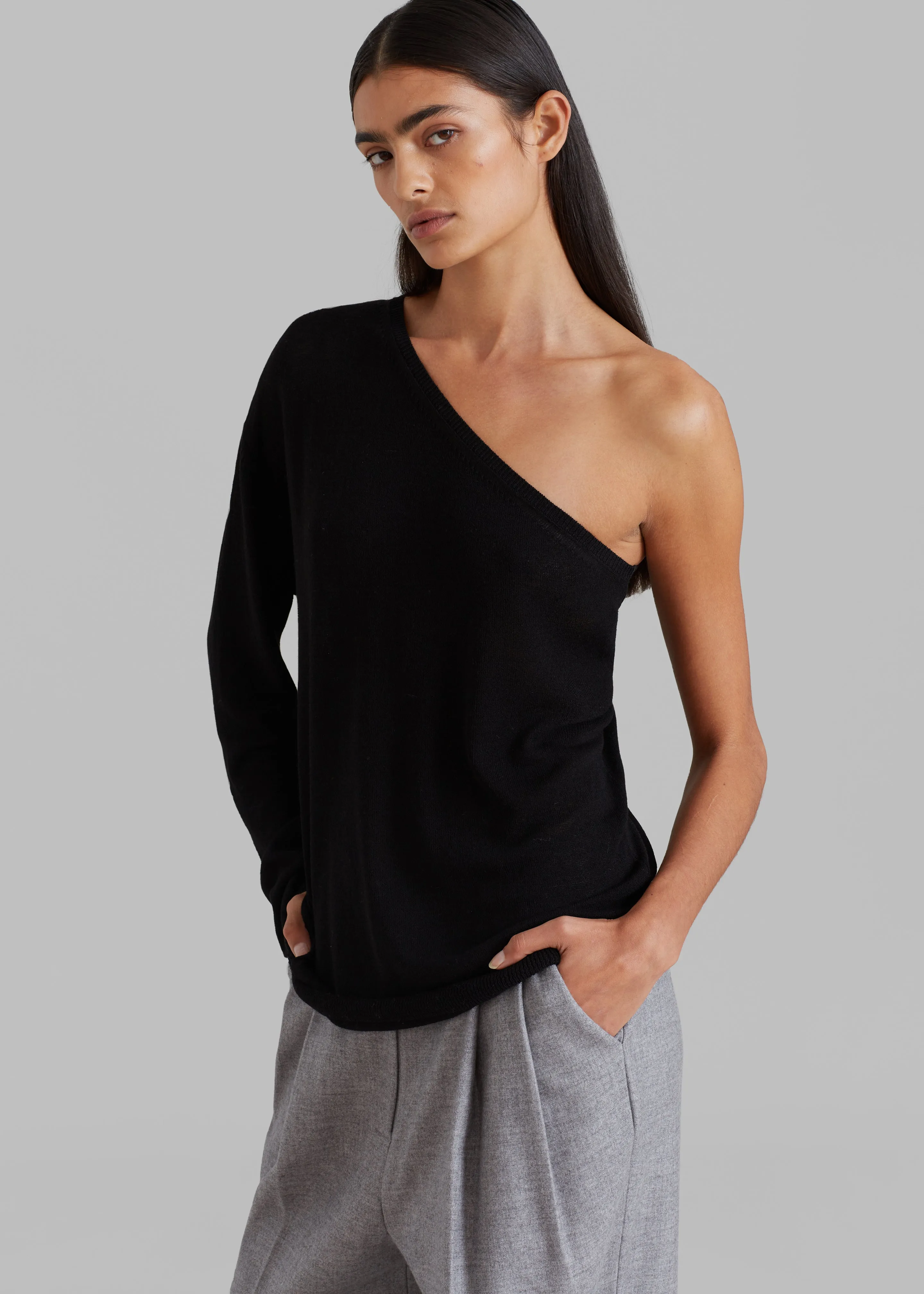 Bianca One Shoulder Loose Knit Top - Black