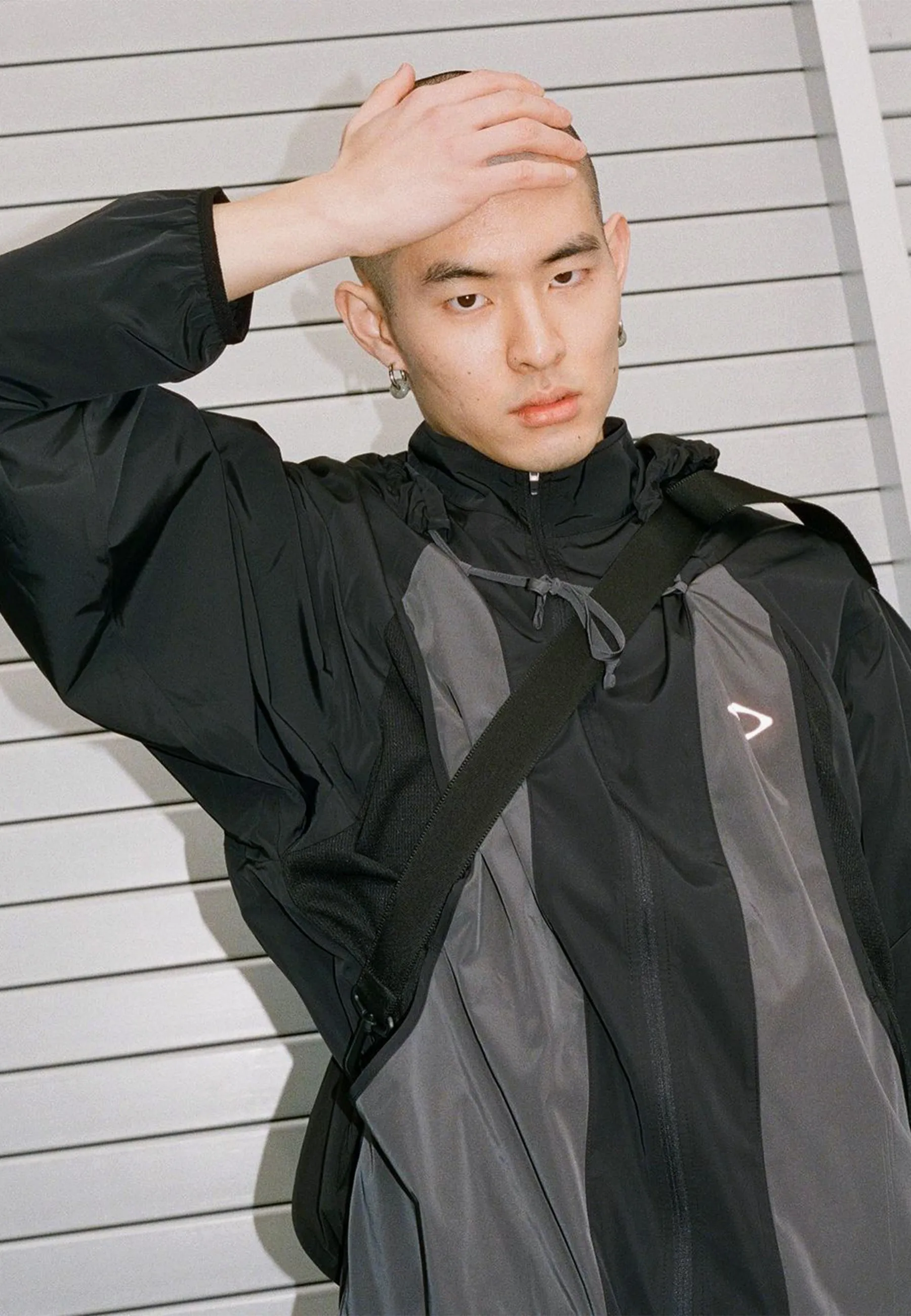 Colour Blocked Windbreaker - Black