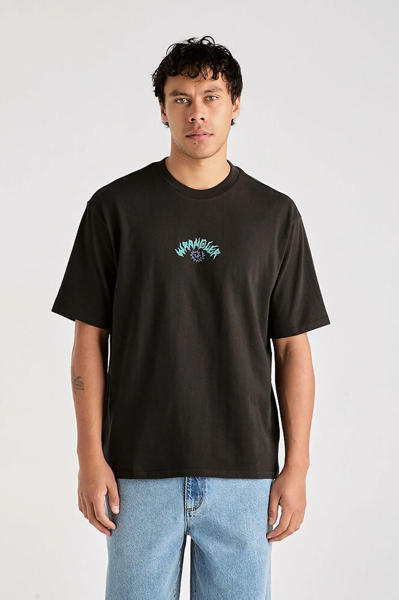 Fossil Shell Slacker Tee Worn Black