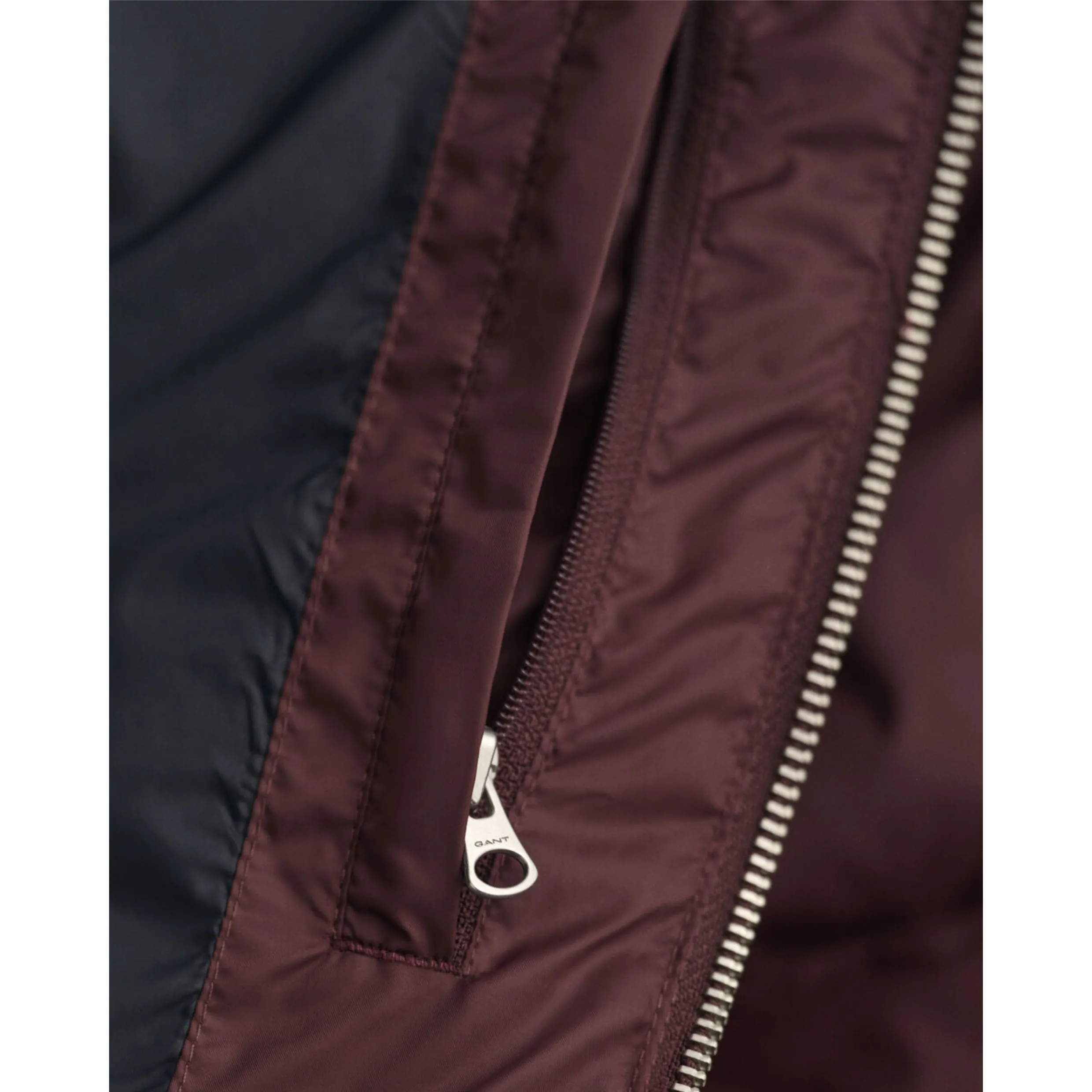 GANT Active Cloud Puffa Jacket Evening Dark Mahogany