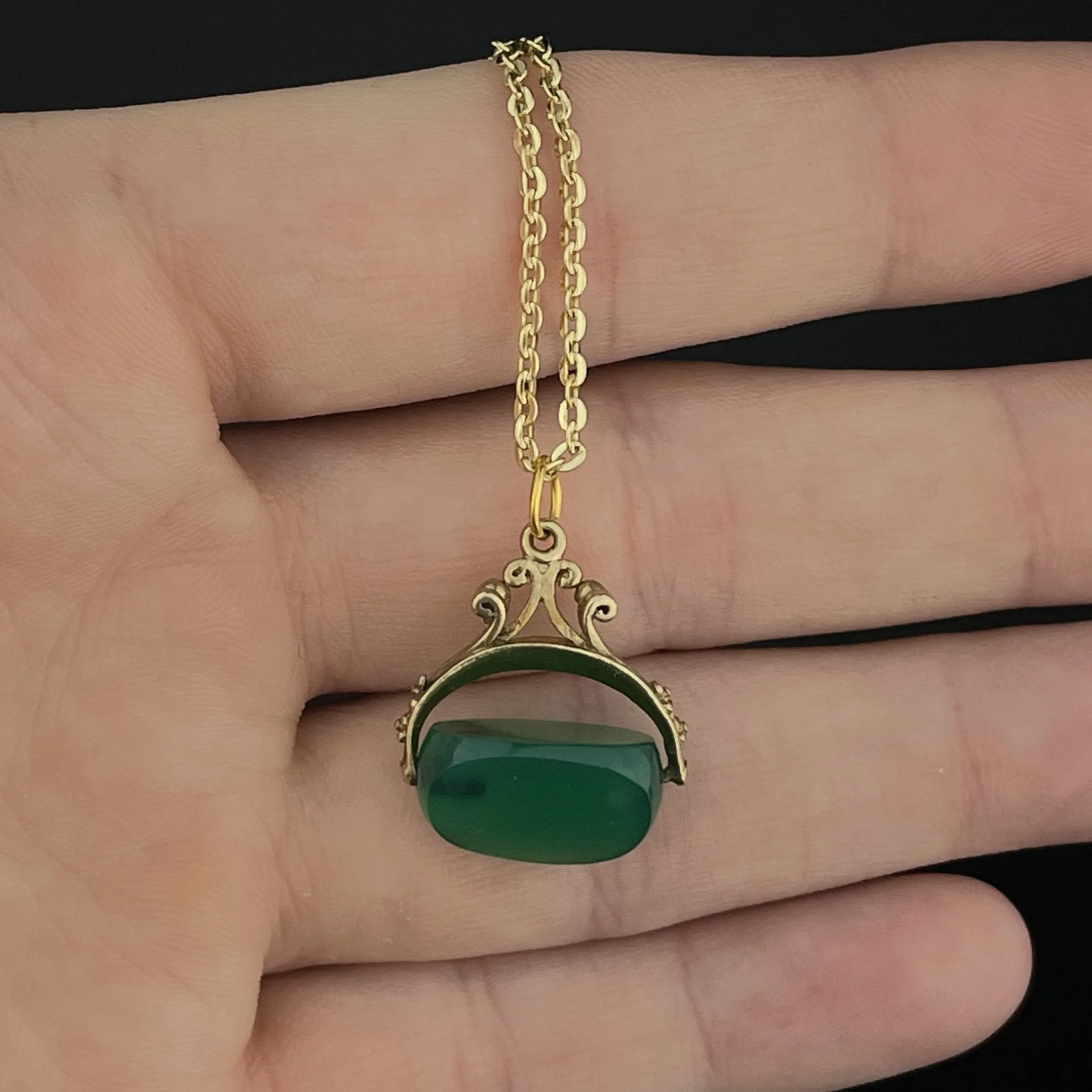 Gold Spinner Chrysoprase Fob Pendant Necklace